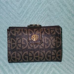 Giani Bernini Block Signature Framed Indexer Walle